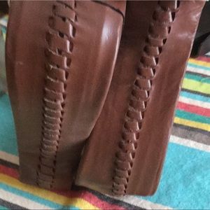 Horse stirrups. Leather, Endurance,Western.